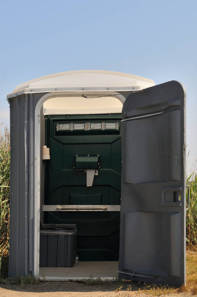 Best Best portable toilet rental  in Tangent, OR